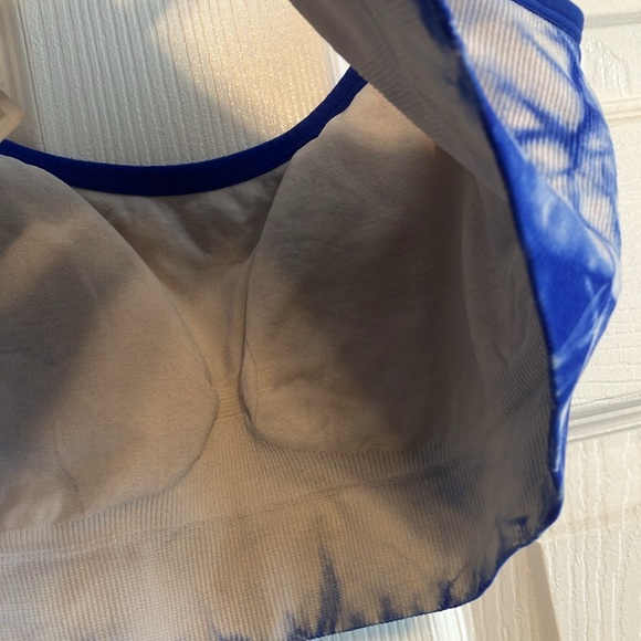 Cascade Sport blue tie dye athletic padded sports bra Summer L 36B 38B no wire - Picture 6 of 9